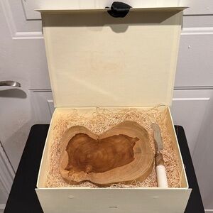 Rustic Live Edge Wood Cheese Board & Knife Set EUC